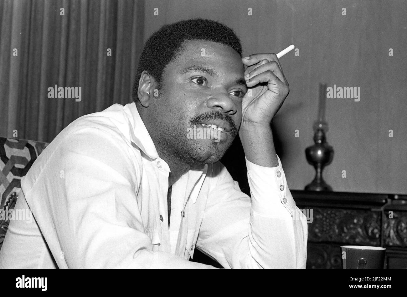 Il musicista Billy Preston nella sua casa a Topanga Canyon, novembre 1979 Foto Stock