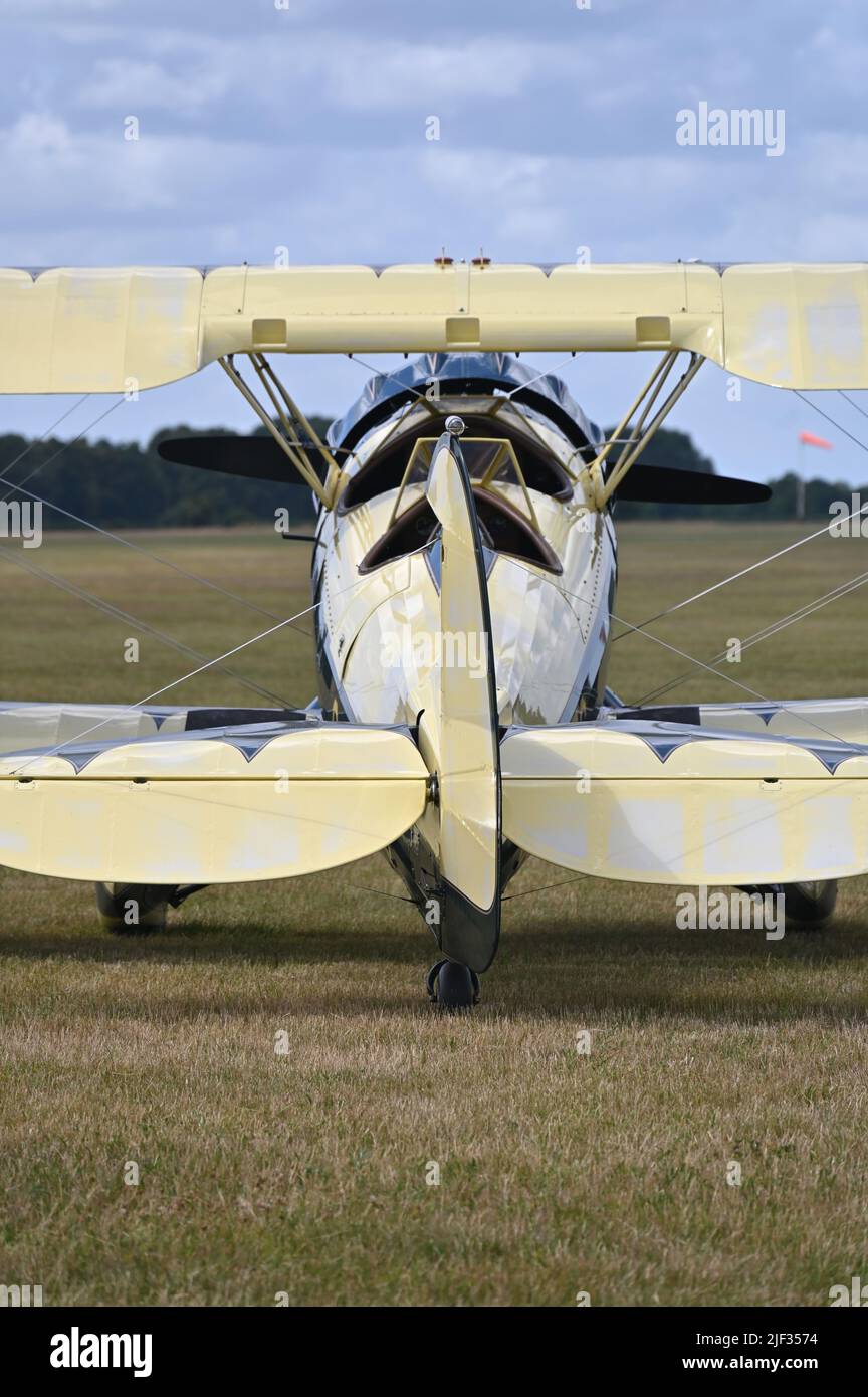 Waco UPF-7, White Waltham, Berkshire, Inghilterra Foto Stock