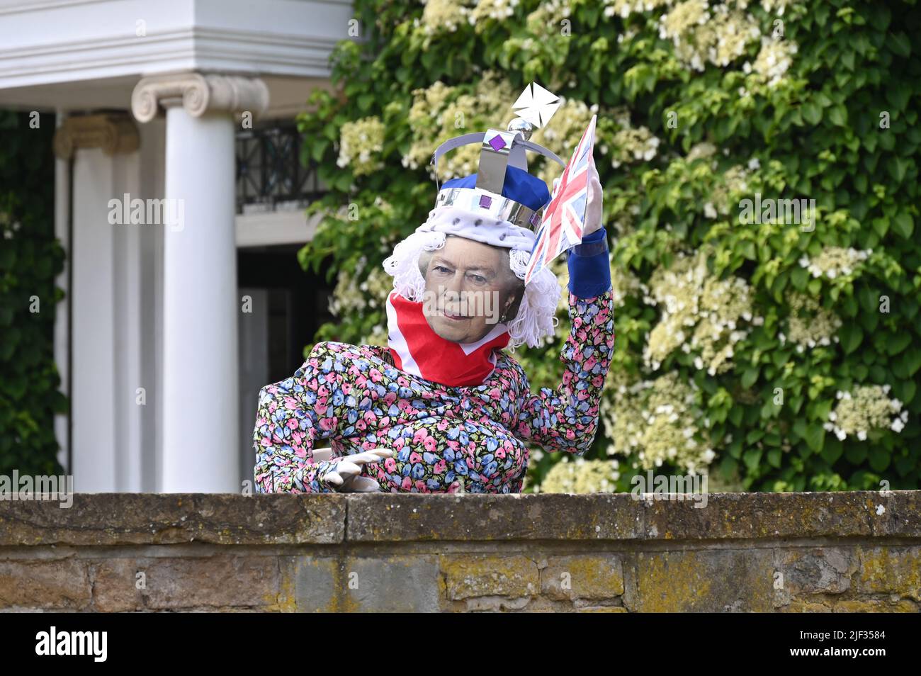 Un festival di capricci per celebrare il Giubileo del platino della regina si è tenuto nel villaggio nord dell'Oxfordshire di Hook Norton durante il fine settimana di 2/6 giu Foto Stock
