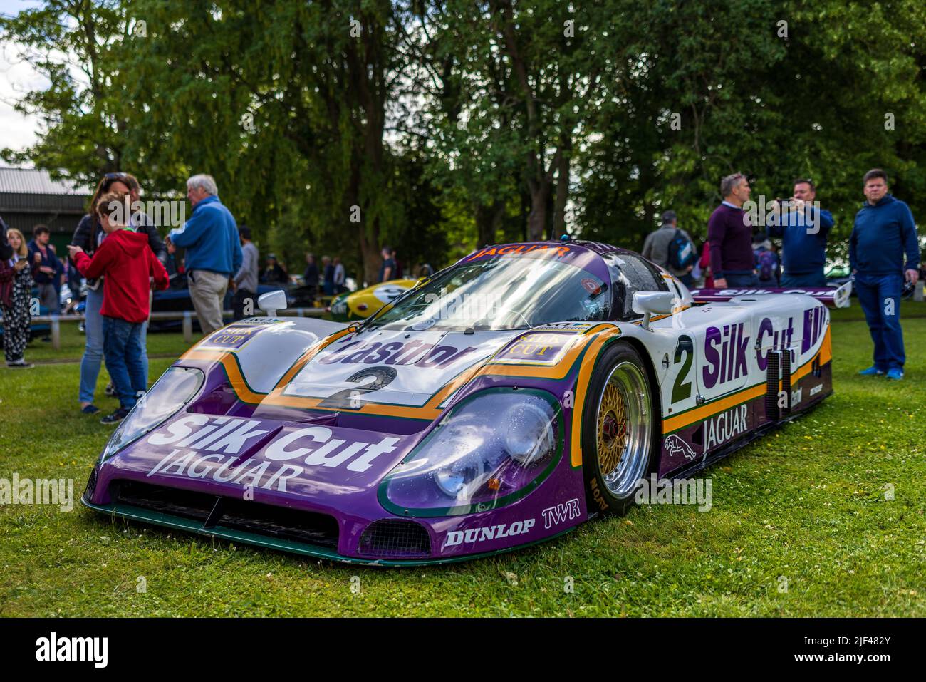 1988 24 ore di le Mans vincendo la Jaguar XJR-9 in mostra al Bicester Scramle il 19th giugno 2022 Foto Stock 1988 24 ore di le Mans vincendo la Jaguar XJR-9 in mostra al Bicester Scramle il 19th giugno 2022 Foto Stock
