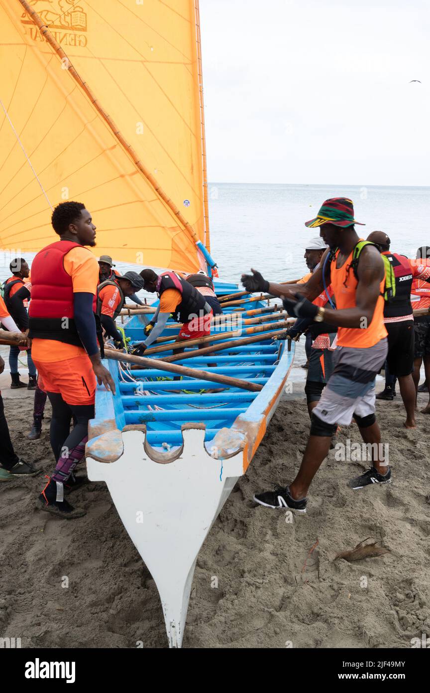 Gara di yawl, corso de yoles en Martinica, nelle Antille francesi, Martinica Foto Stock