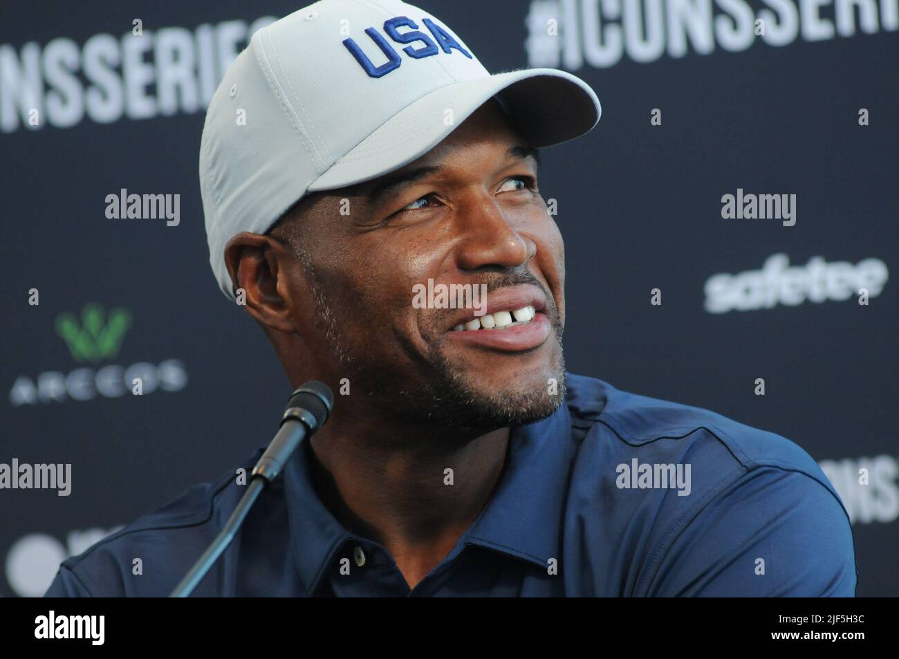 Jersey, Stati Uniti. 29th giugno 2022. Michael Strahan partecipa alla conferenza stampa della serie di icone a Liberty National Golf Club, Jersey City. (Foto di Efren Landaos/SOPA Images/Sipa USA) Credit: Sipa USA/Alamy Live News Foto Stock