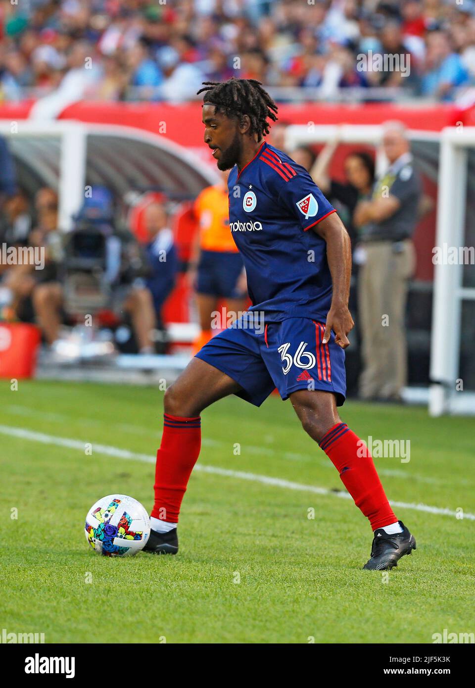 Chicago, USA, 29 giugno 2022. Andre Reynolds (36) di MLS Chicago Fire FC gestisce la palla durante una partita contro la Philadelphia Union al Soldier Field di Chicago, il, USA. Credit: Tony Gadomski / All Sport Imaging / Alamy Live News Foto Stock