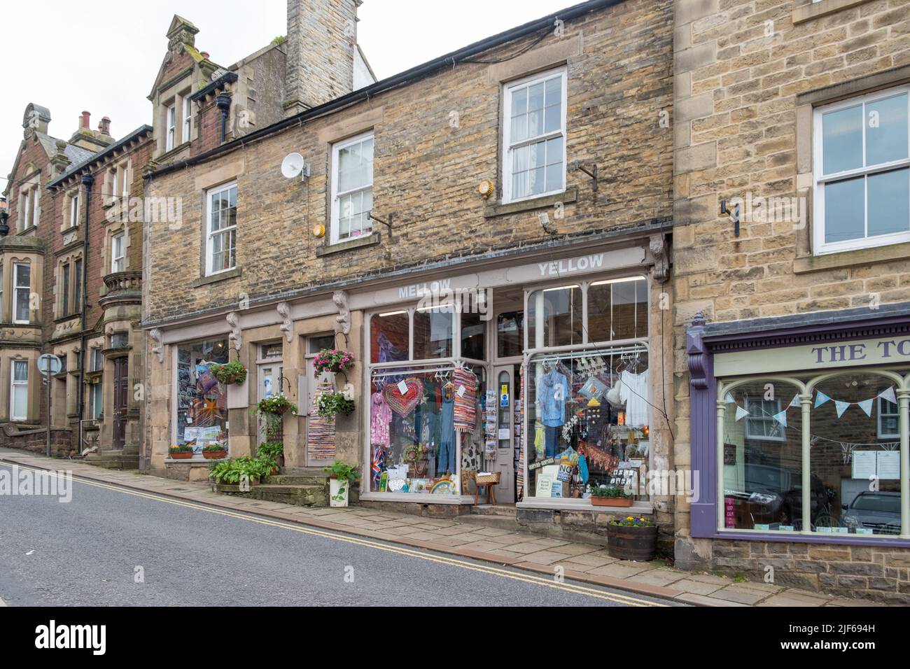 Negozi di Alston in Cumbria, la città più alta del mercato in Inghilterra Foto Stock