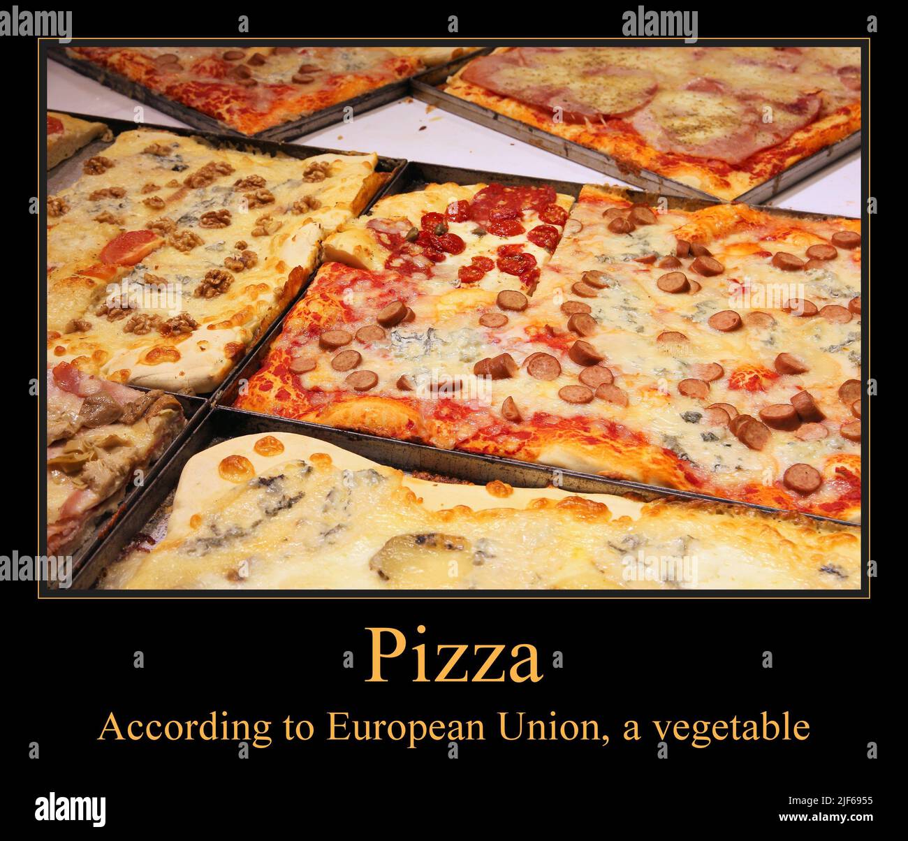 Pizza divertente meme per la condivisione dei social media. La pizza è un meme vegetale. Poster dimostrativo. Foto Stock