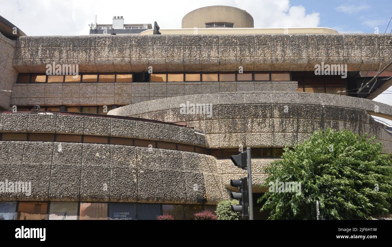 Qualche architettura di tipo brutalista a Bordeaux in Francia. Foto Stock