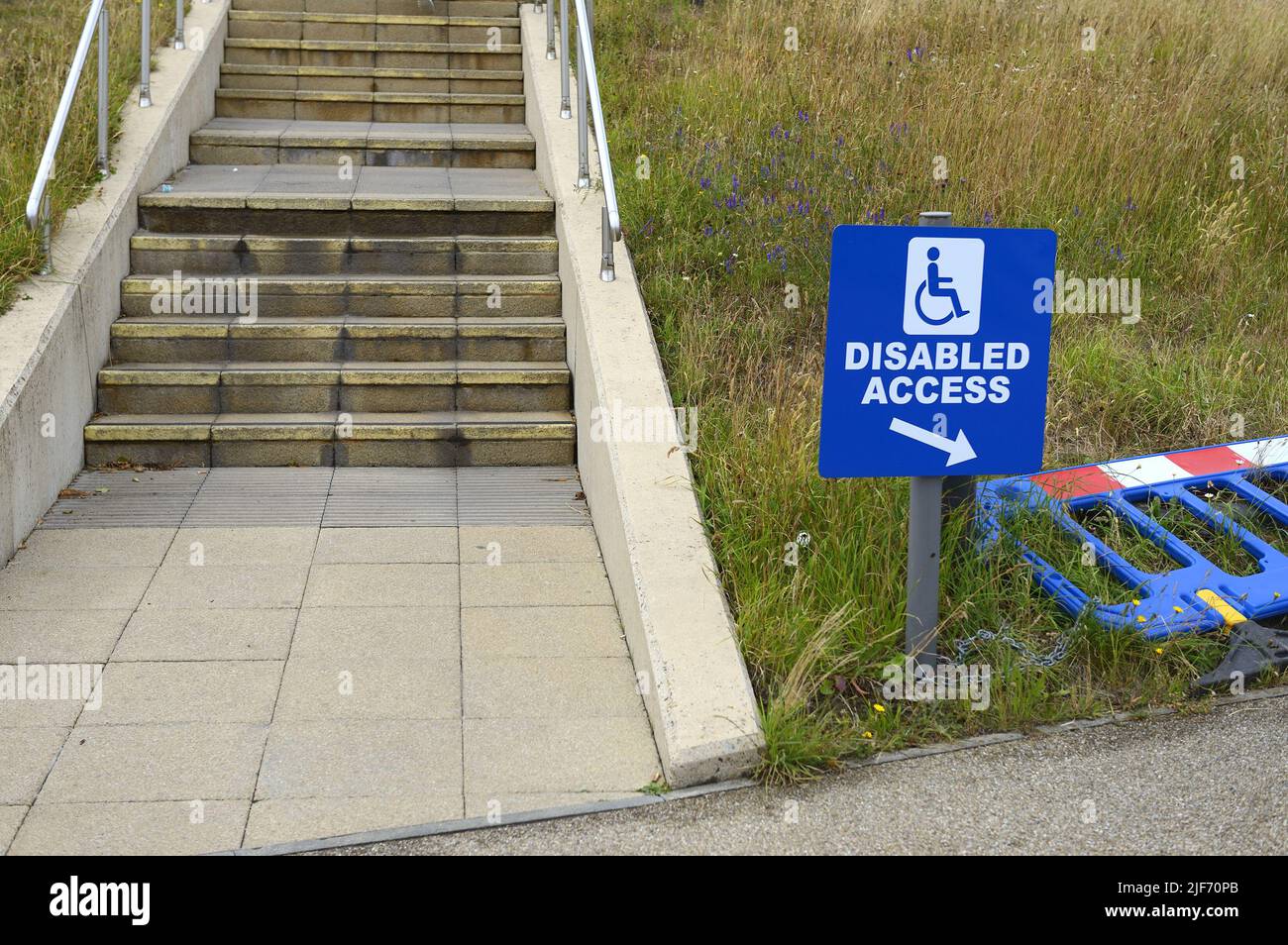 Tunbridge Wells Hospital, Pembury, vicino a Royal Tunbridge Wells, Kent, Regno Unito. Parte del Maidstone e Tunbridge Wells NHS Trust - scale fino al visito Foto Stock