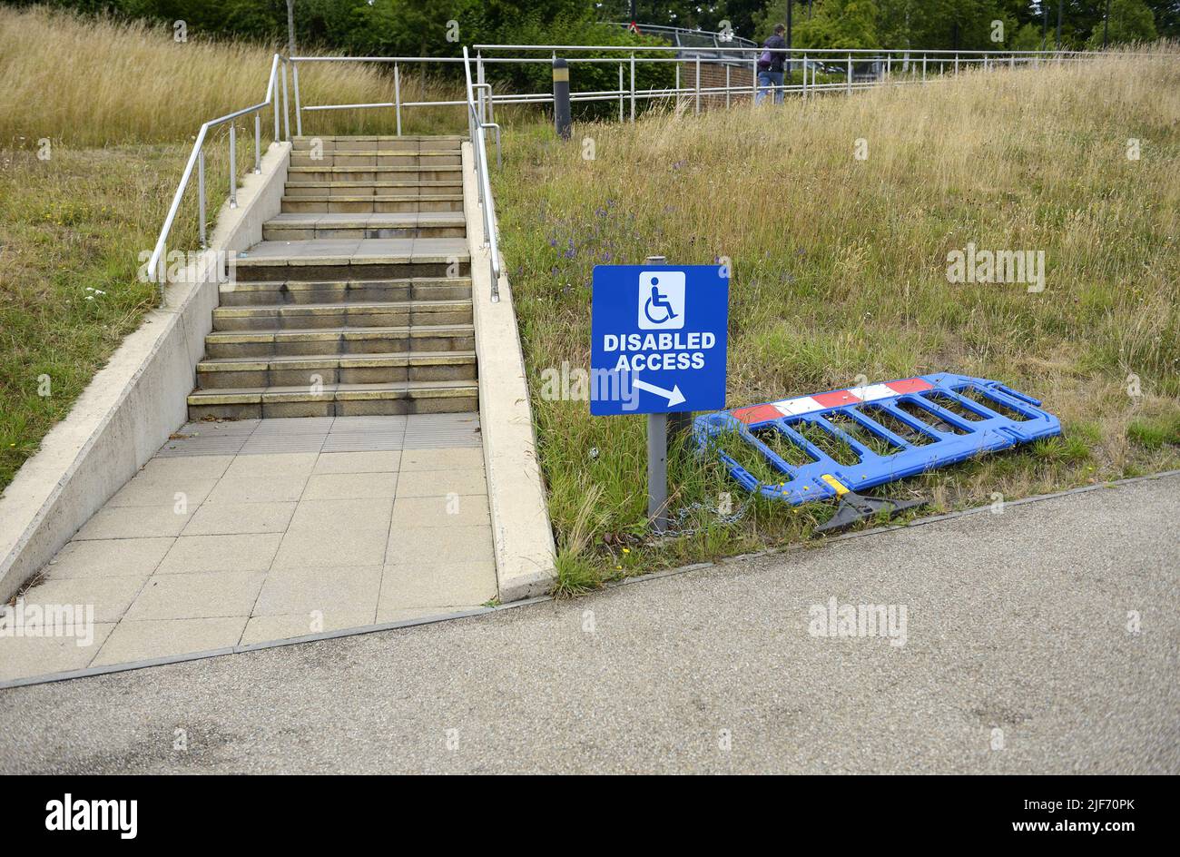 Tunbridge Wells Hospital, Pembury, vicino a Royal Tunbridge Wells, Kent, Regno Unito. Parte del Maidstone e Tunbridge Wells NHS Trust - scale fino al visito Foto Stock