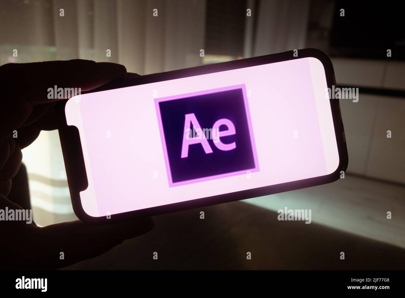 KONSKIE, POLONIA - 29 giugno 2022: Logo Adobe After Effects visualizzato sullo schermo del telefono cellulare Foto Stock