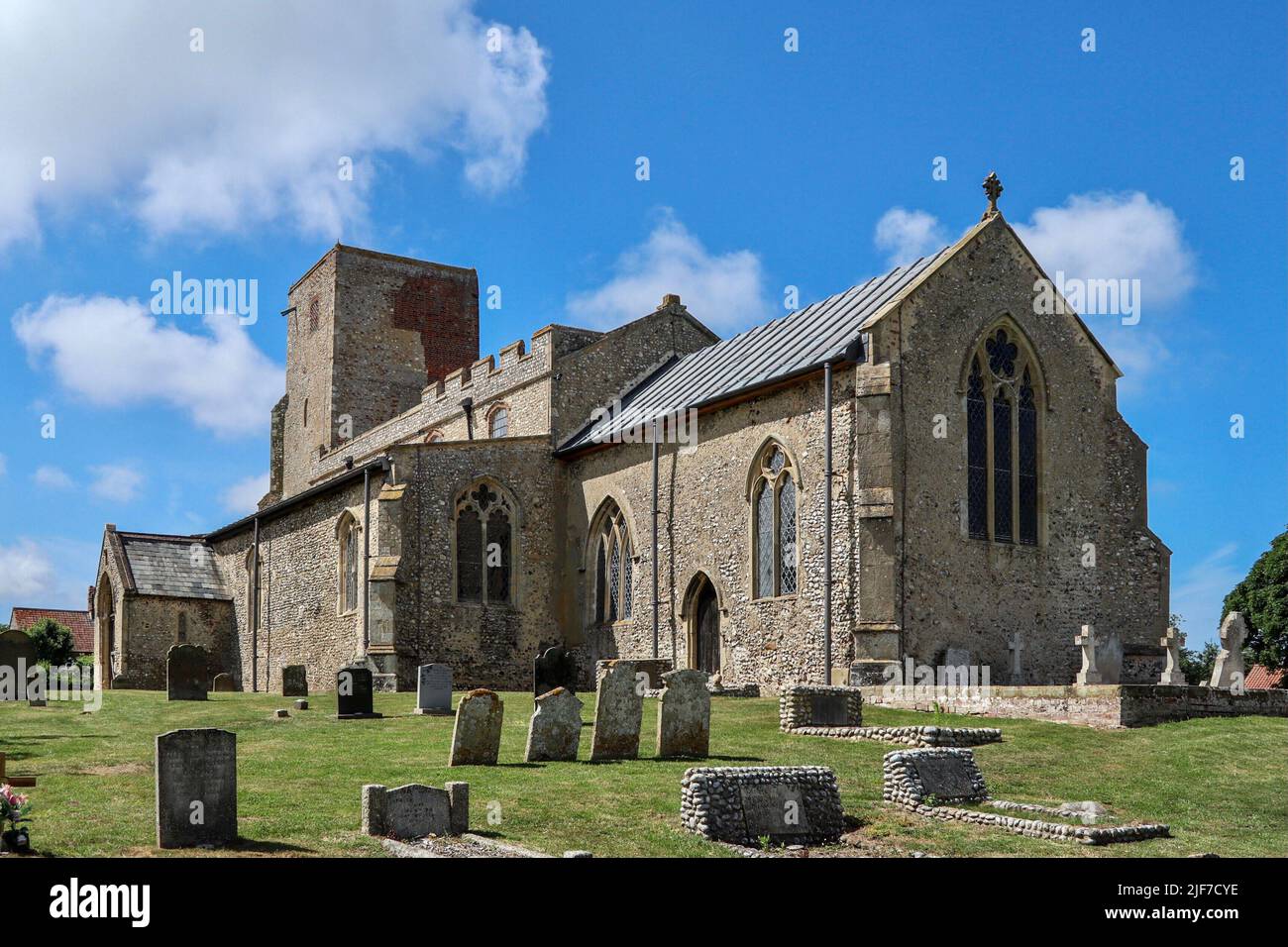 Chiesa di tutti i Santi nel villaggio di Morston. Foto Stock