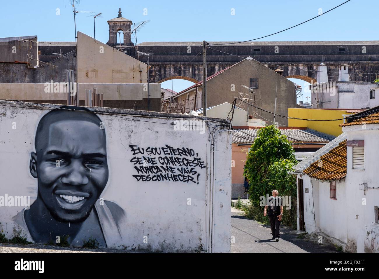 La città di Lisbona - Arte di strada fresco | la ville de Lisbonne - Fresque et art de la rue peinture murale Foto Stock