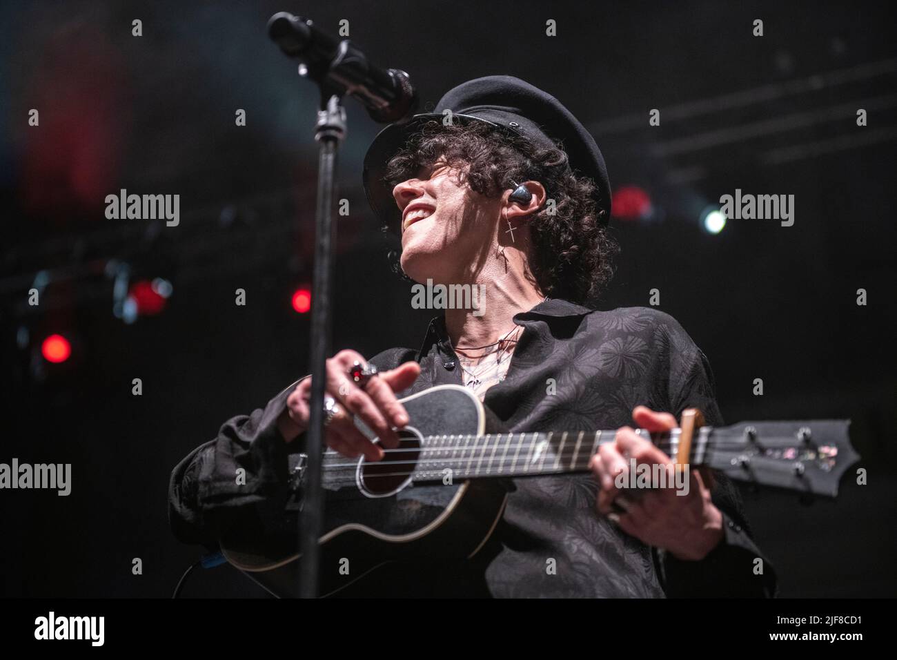 LP spettacolo al Festival Jardins de Pedralbes, Barcellona, 28 giugno 2022. Fotografo: ALE Espaliat Foto Stock