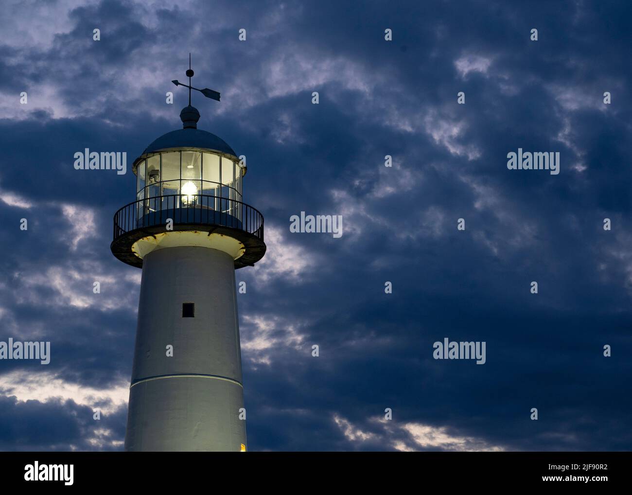 Il faro di Biloxi è esposto su Beach Boulevard a Biloxi, Mississippi, 26 giugno 2022. Il faro di Biloxi è stato costruito nel 1848 e serve come punto di riferimento della città. (STATI UNITI Foto Air Force di Senior Airman Kimberly L. Mueller) Foto Stock