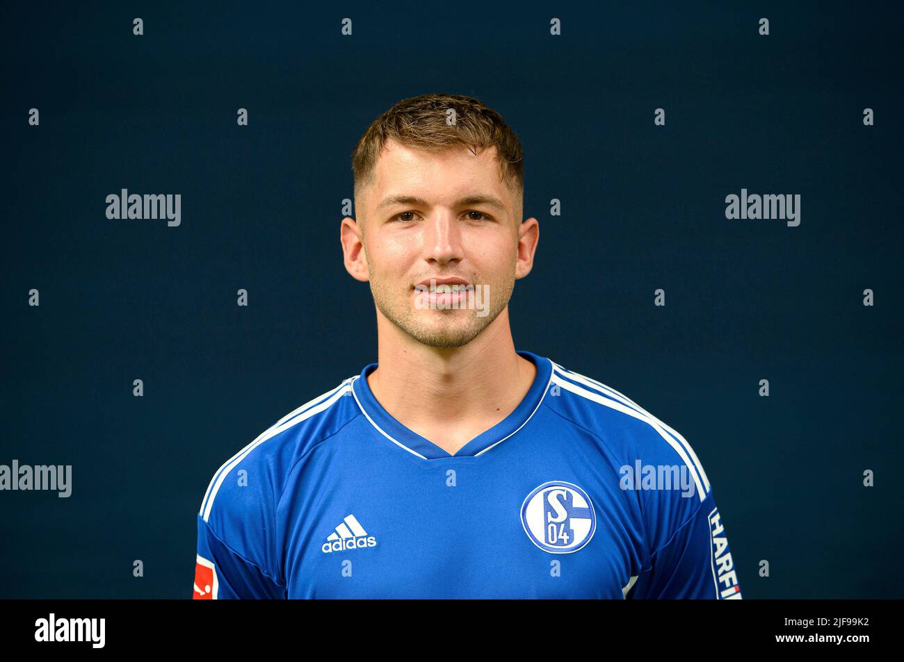 Marvin PIERINGER (GE) football media event team Presentation FC Schalke 04, football 1st Bundesliga FC Schalke 04 (GE), il 30th giugno 2022 a Gelsenkirchen/Germania. Â Foto Stock