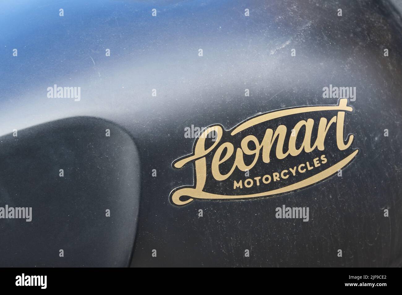 Logo Leonart sul serbatoio del carburante per motociclette Foto Stock