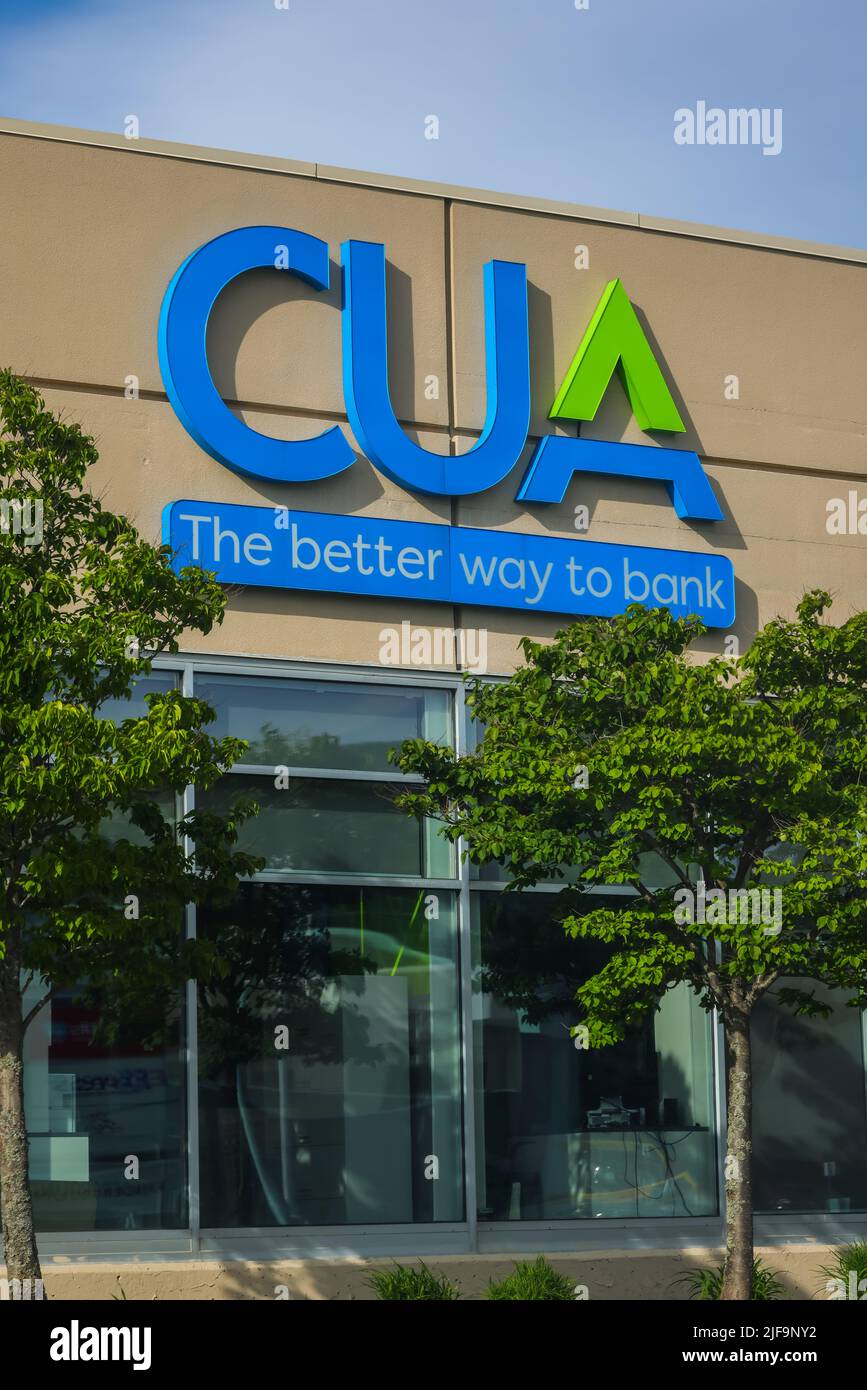 CUA Bank firma presso la sua sede. CUA è Credit Union Atlantic un istituto bancario a servizio completo. HALIFAX, NOVA SCOTIA, CANADA - GIUGNO 2022 Foto Stock