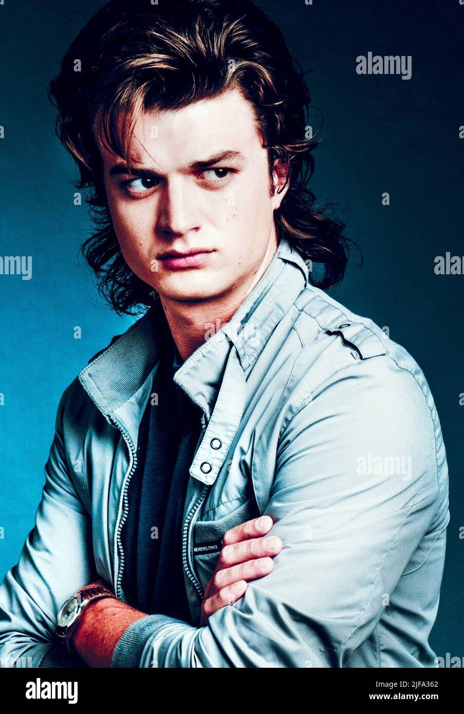 JOE KEERY in STRANGER THINGS (2016), diretto da MATT DUFFER e ROSS DUFFER. Credit: 21 GIRI ENT/MONKEY MASSACRO / Album Foto Stock