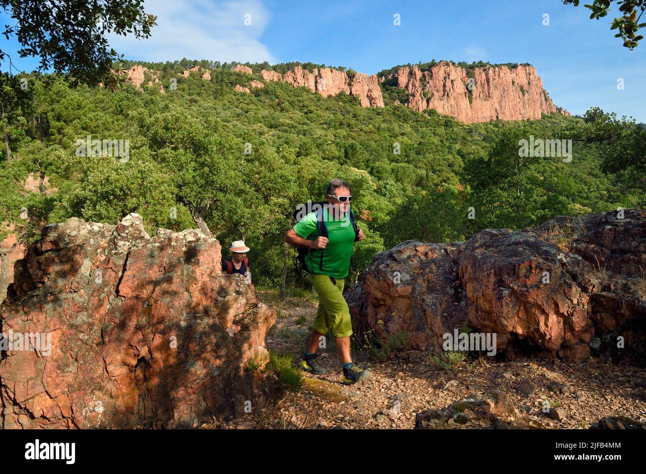 Francia, Var, tra Bagnols en Foret e Roquebrune sur Argens, escursione nelle Gorges du Blavet con la guida turistica Eric Gorlet Foto Stock