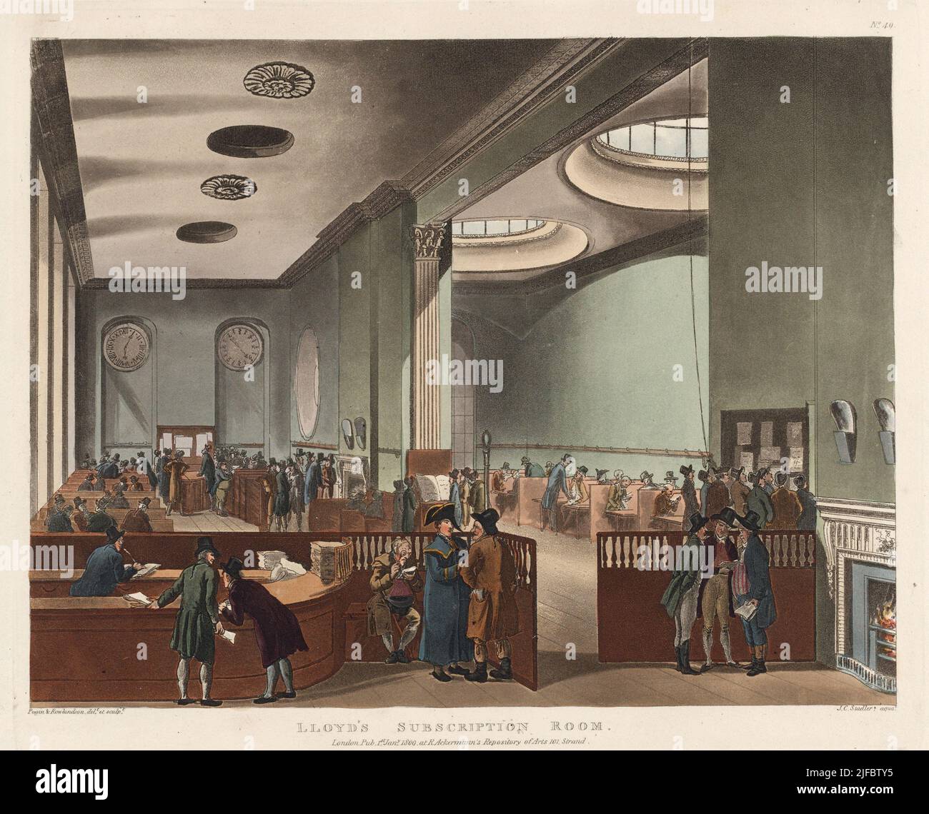 Lloyd’s Subscription Room, Londra, 1809. Lloyd's iniziò nella caffetteria di Edward Lloyd's a Tower Street nella City of London nel corso del 17th secolo. Lloyd stesso non era coinvolto in assicurazione ma ha fornito i locali, le notizie di trasporto affidabili ed una varietà di servizi per permettere alla sua clientela dei capitani delle navi, dei commercianti e degli uomini ricchi di continuare la loro attività di assicurazione delle navi ed i loro carichi. Queste persone benestanti si accingerebbero ciascuna ad assumere una parte di rischio, firmando i loro nomi uno sotto l'altro sulla politica insieme, con l'importo che hanno accettato di coprire. Per questo motivo erano conosciuti come 'und Foto Stock