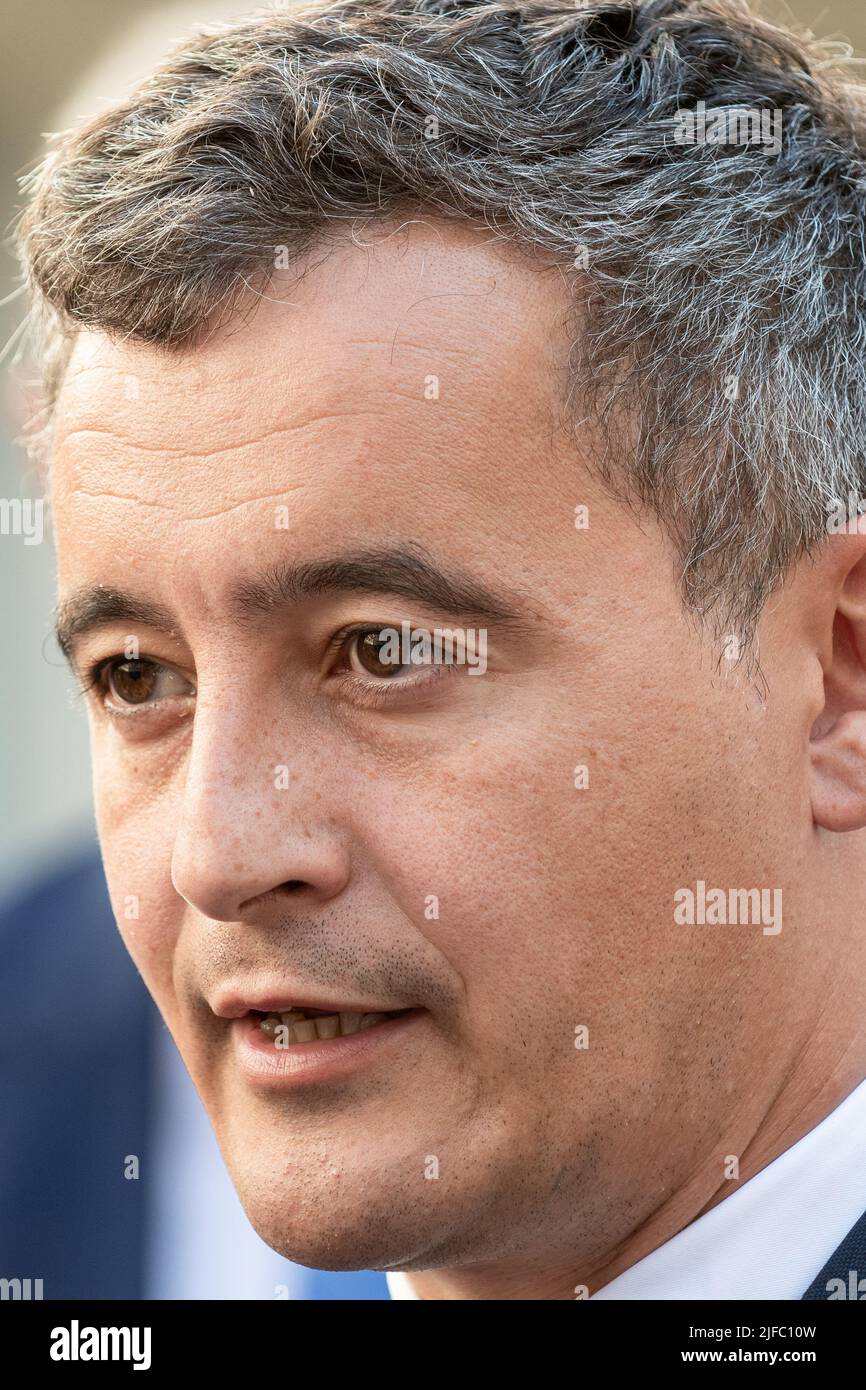 Marsiglia, Francia. 30th giugno 2022. Ritratto di Gerald Darmanin durante la visita alla stazione centrale di polizia di Marsiglia. Gerald Darmanin, ministro degli interni, si è recato alla stazione di polizia di Marsiglia per aggiornare la lotta contro la droga. Cinque giorni fa un ragazzo di 15 anni è stato ucciso in un incidente di traffico di droga nella città di Arles. (Foto di Laurent Coust/SOPA Images/Sipa USA) Credit: Sipa USA/Alamy Live News Foto Stock