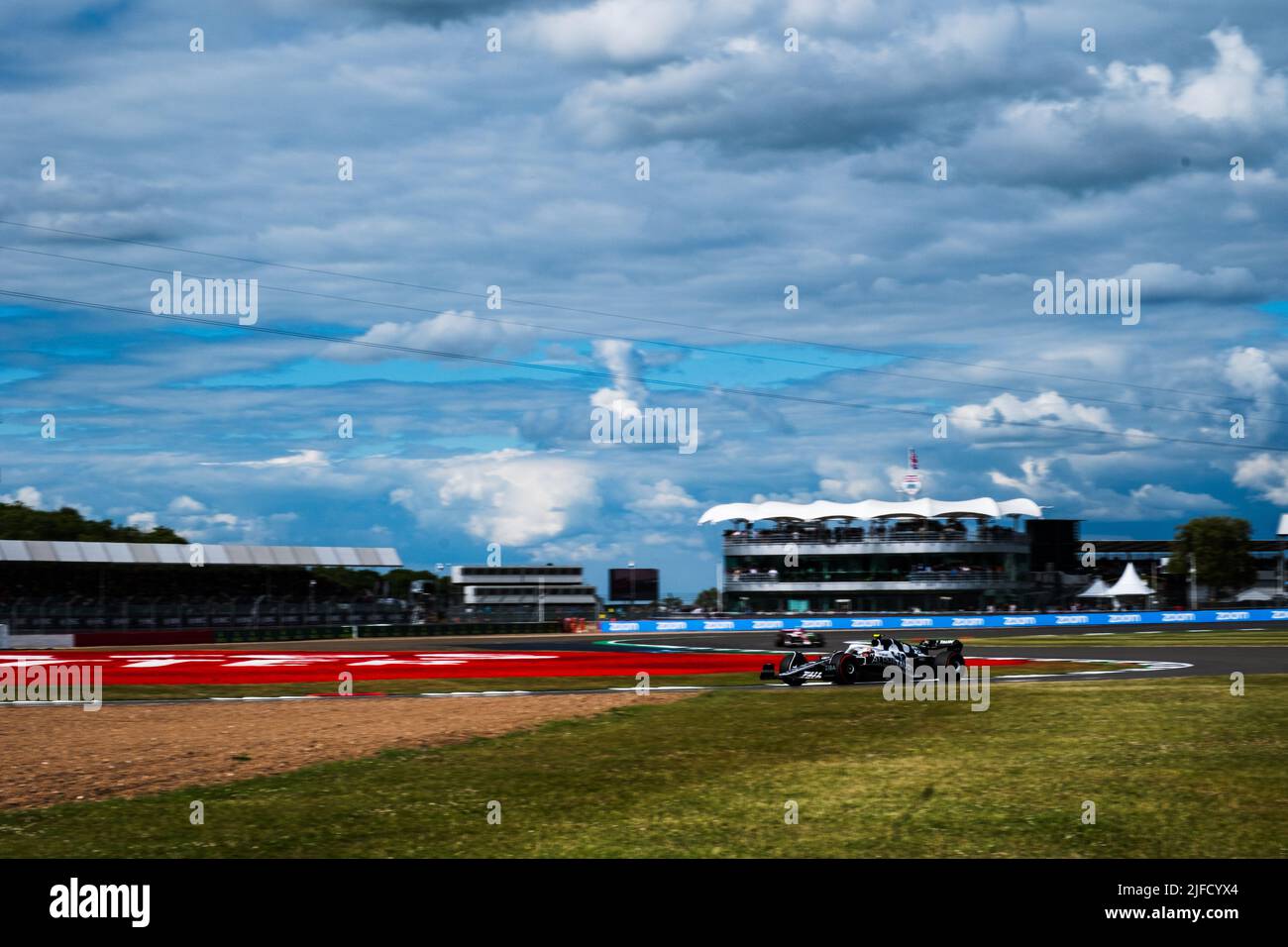 SILVERSTONE, Inghilterra, 01.JULY 2022;#22, Yuki TSUNODA, JAP, Team Scuderia Alpha Tauri, AT02, HONDA, RA620 motore Formula uno, GRAN Premio BRITANNICO F1 Foto Stock