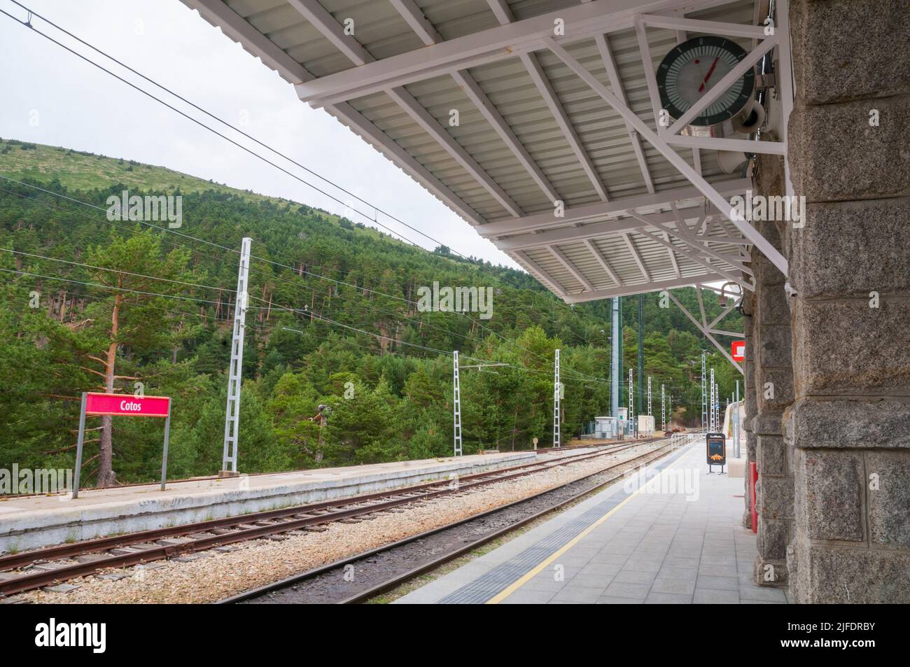 Stazione ferroviaria. Passo di Los Cotos, provincia di Madrid, Spagna. Foto Stock