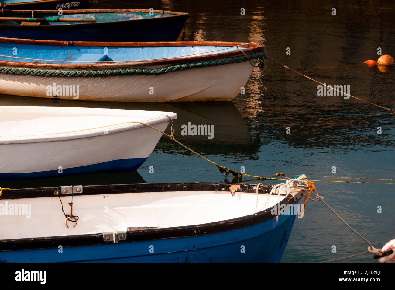 Corda marina intrecciata nella località balneare di Portrush, nell'Irlanda del Nord. Foto Stock