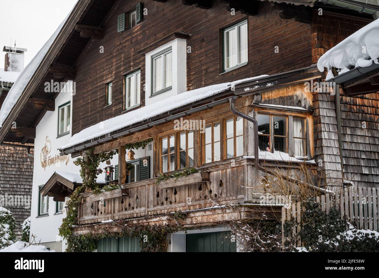 Balcone in legno, Leogang, Austria Foto Stock