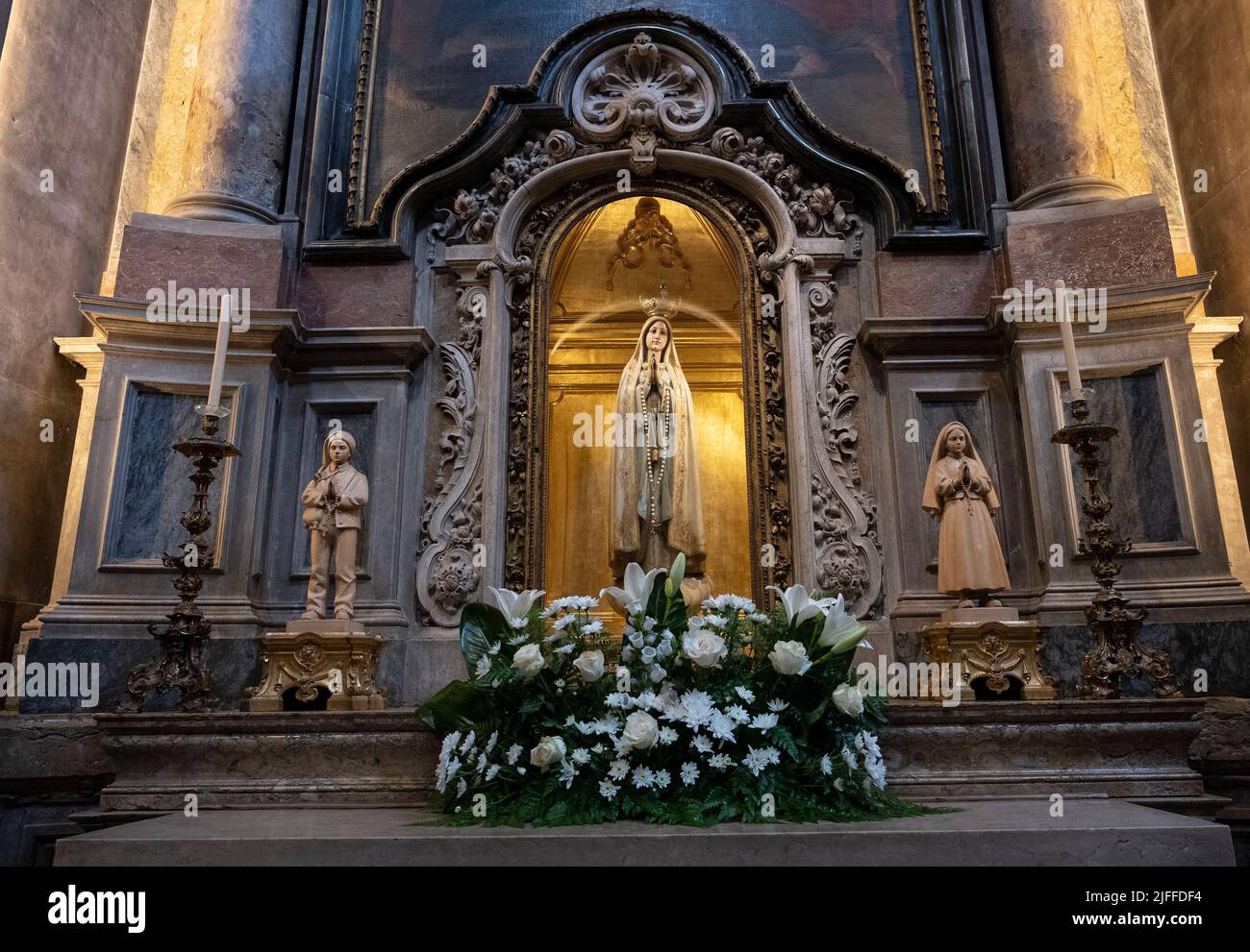 Basilica da Estrela e veduta di Maria di Fatima Foto Stock