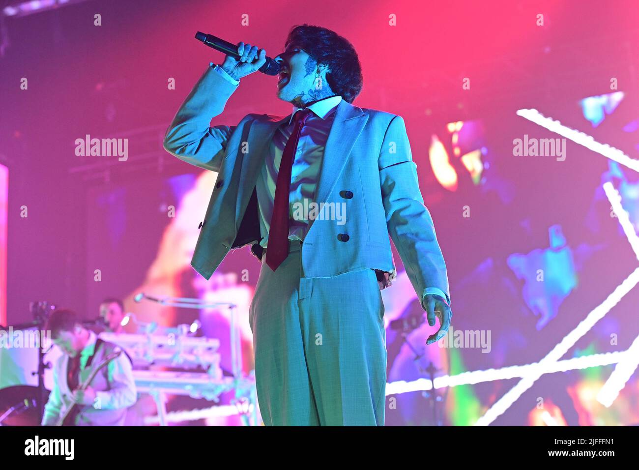 Sheffield alternative rock band Bring Me The Horizon suona la notte di apertura del loro tour 'Post Human' 2021 alla Bonus Arena di Hull il 20 settembre 2021 con: Bull Me The Horizon, Oliver Sykes dove: Hull, Regno Unito quando: 20 set 2021 credito: Graham Finney/WENN Foto Stock Sheffield alternative rock band Bring Me The Horizon suona la notte di apertura del loro tour 'Post Human' 2021 alla Bonus Arena di Hull il 20 settembre 2021 con: Bull Me The Horizon, Oliver Sykes dove: Hull, Regno Unito quando: 20 set 2021 credito: Graham Finney/WENN Foto Stock