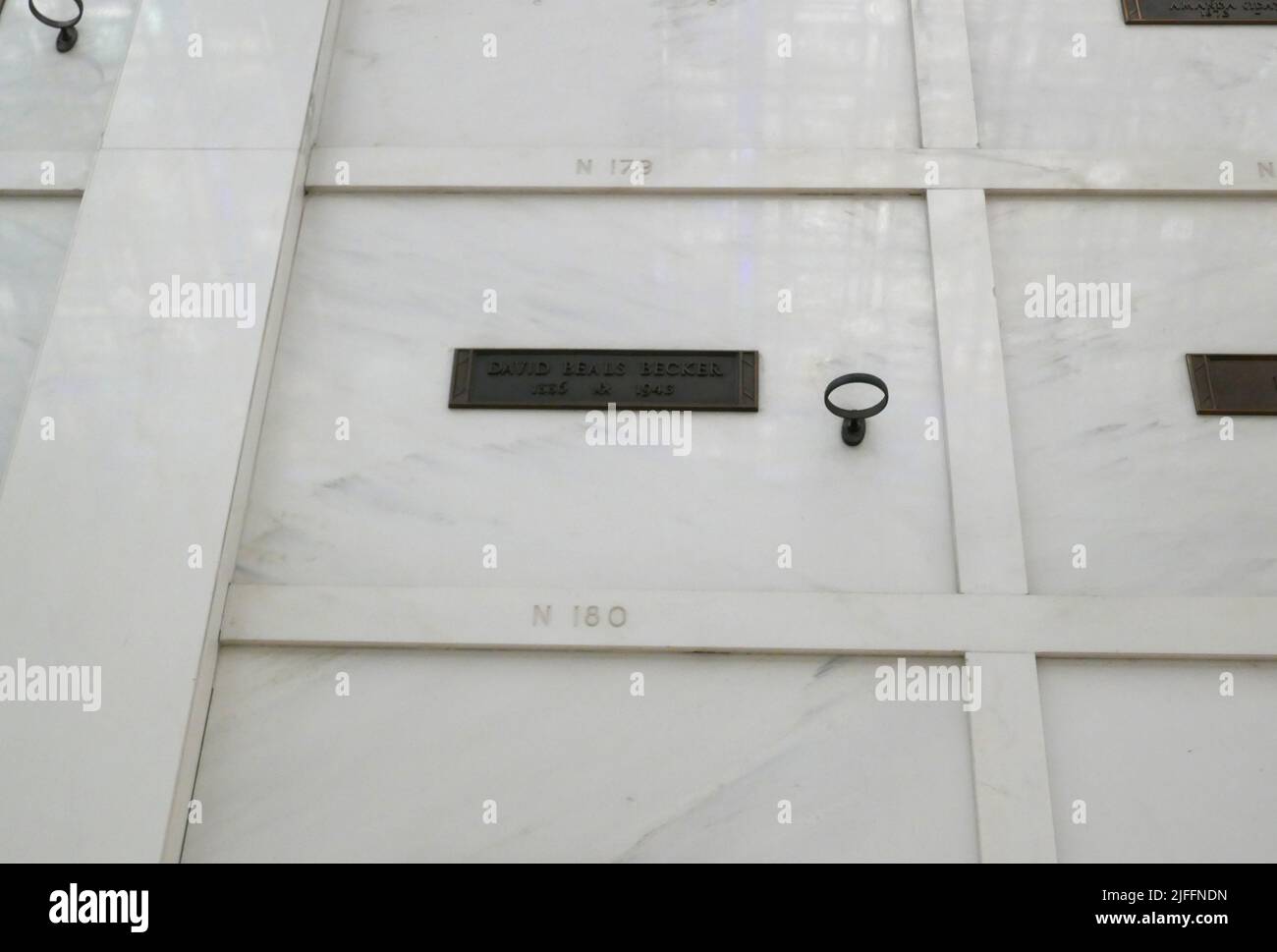 Inglewood, California, USA 29th Giugno 2022 Baseball Player Beals la tomba di Becker nel Mausoleo del Golden West, Santuario della devozione al Cimitero di Inglewood Park il 29 Giugno 2022 a Inglewood, Los Angeles, California, USA. Foto di Barry King/Alamy Stock Foto Foto Stock