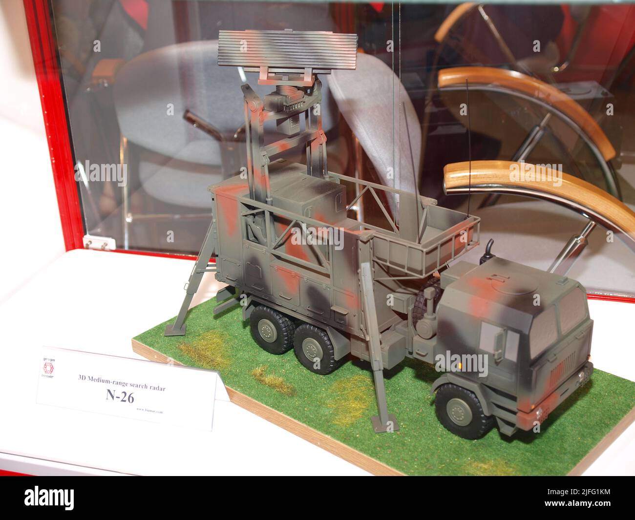 Bumar N-26 3D Medium Range Search Radar in Eurosatory 2008 Exibition militare Foto Stock
