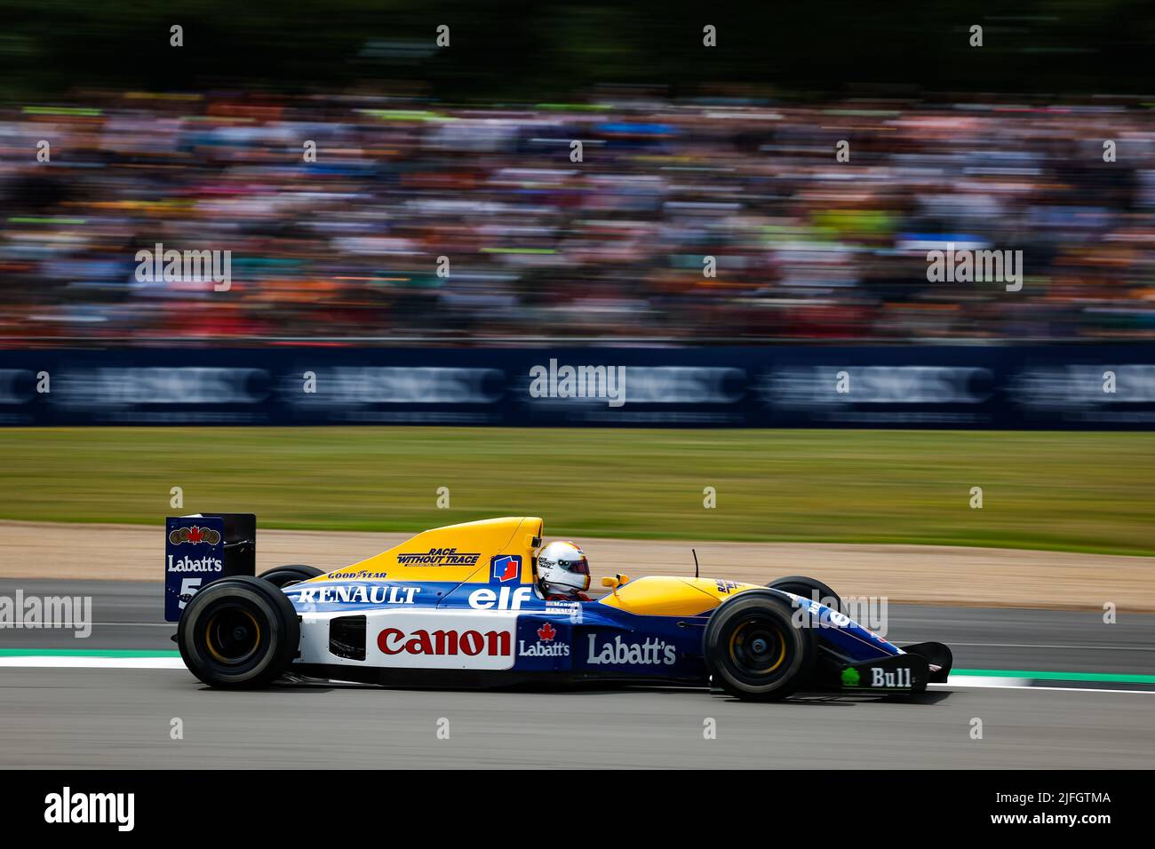 Silverstone, Regno Unito. 3rd luglio 2022. VETTEL Sebastian (ger), in azione al volante della 1992 Williams FW14B di Nigel Mansell, durante il Gran Premio di Formula 1 Lenovo 2022, 10th round del Campionato Mondiale di Formula uno FIA 2022, sul circuito di Silverstone, dal 1 al 3 luglio 2022 a Silverstone, Regno Unito - Photo Florent Gooden / DPPI Credit: DPPI Media/Alamy Live News Foto Stock