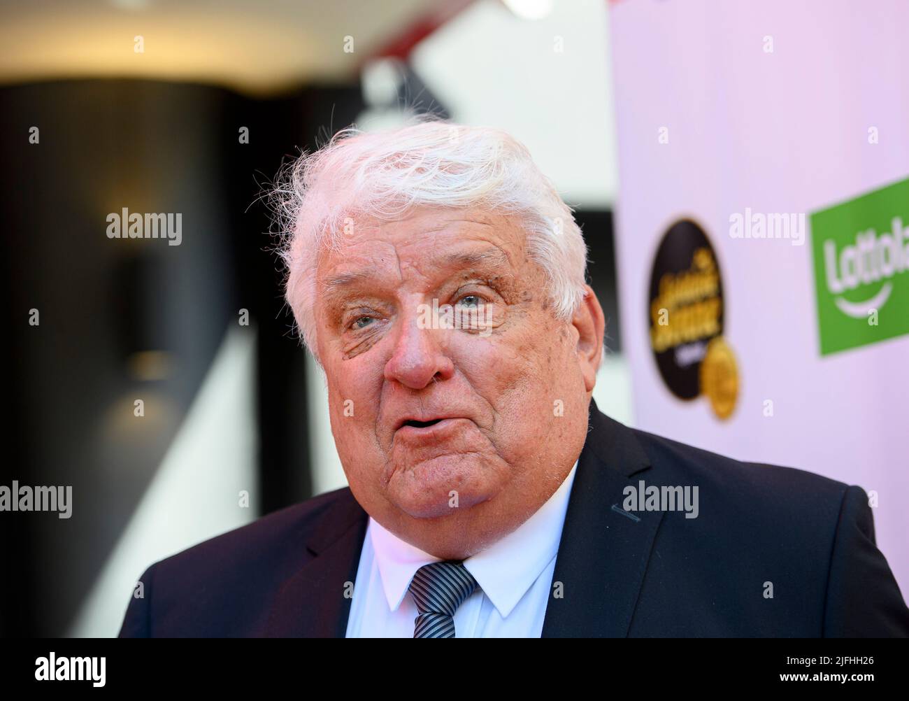 Hans MEISER, moderatore Gala - Goldene Sonne Spezial 2022, in occasione di 40 anni di televisione privata il 2nd luglio 2022 ad Essen/Germania. Â Foto Stock