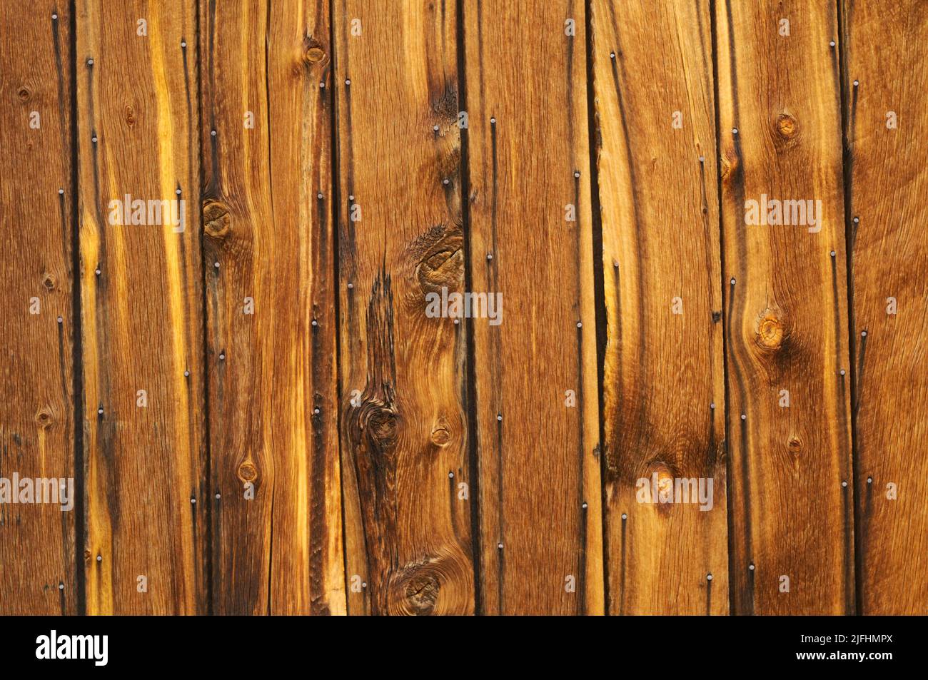 Facciata in legno con intemperie Foto Stock