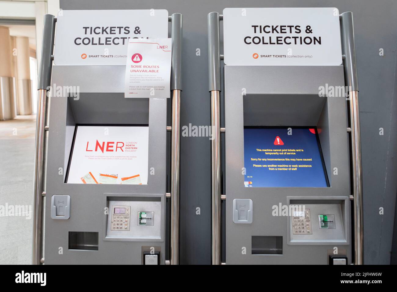 Gli effetti del secondo giorno di scioperi ferroviari guidati dal sindacato RMT rimangono oggi. La stazione ferroviaria di London King’s Cross è considerata relativamente tranquilla, con Foto Stock