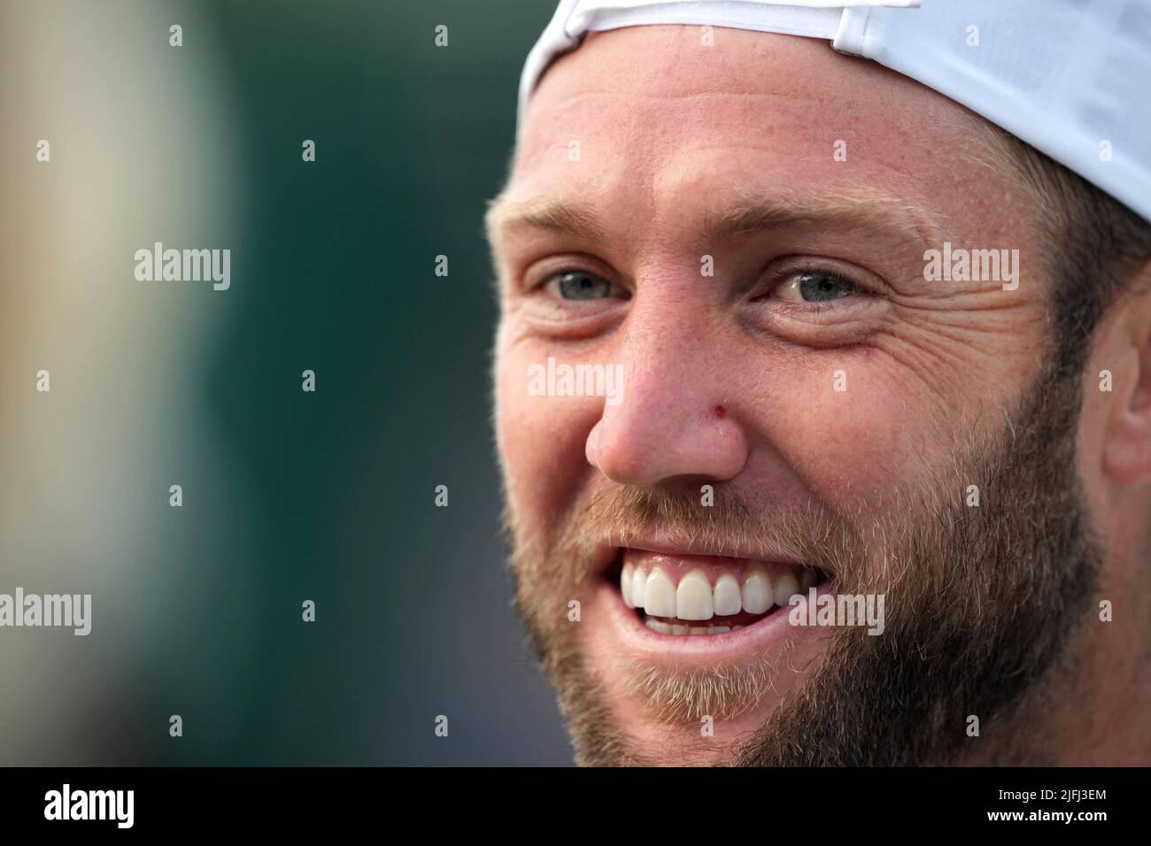 Il calzino Jack degli Stati Uniti dopo la sua partita doppia mista con Coco Gauff contro Nicolas Mahut della Francia e Shuai Zhang della Cina durante il giorno sette dei campionati di Wimbledon 2022 all'All England Lawn Tennis and Croquet Club, Wimbledon. Data foto: Domenica 3 luglio 2022. Foto Stock