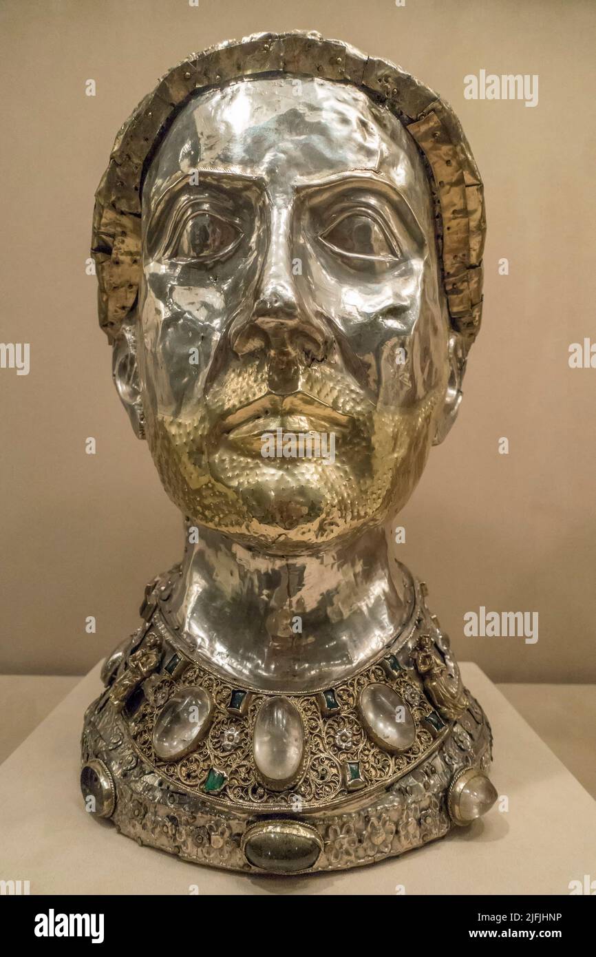 Reliquary Bust of Saint Yrieix nel Metropolitan Museum of Art, New York, USA Foto Stock