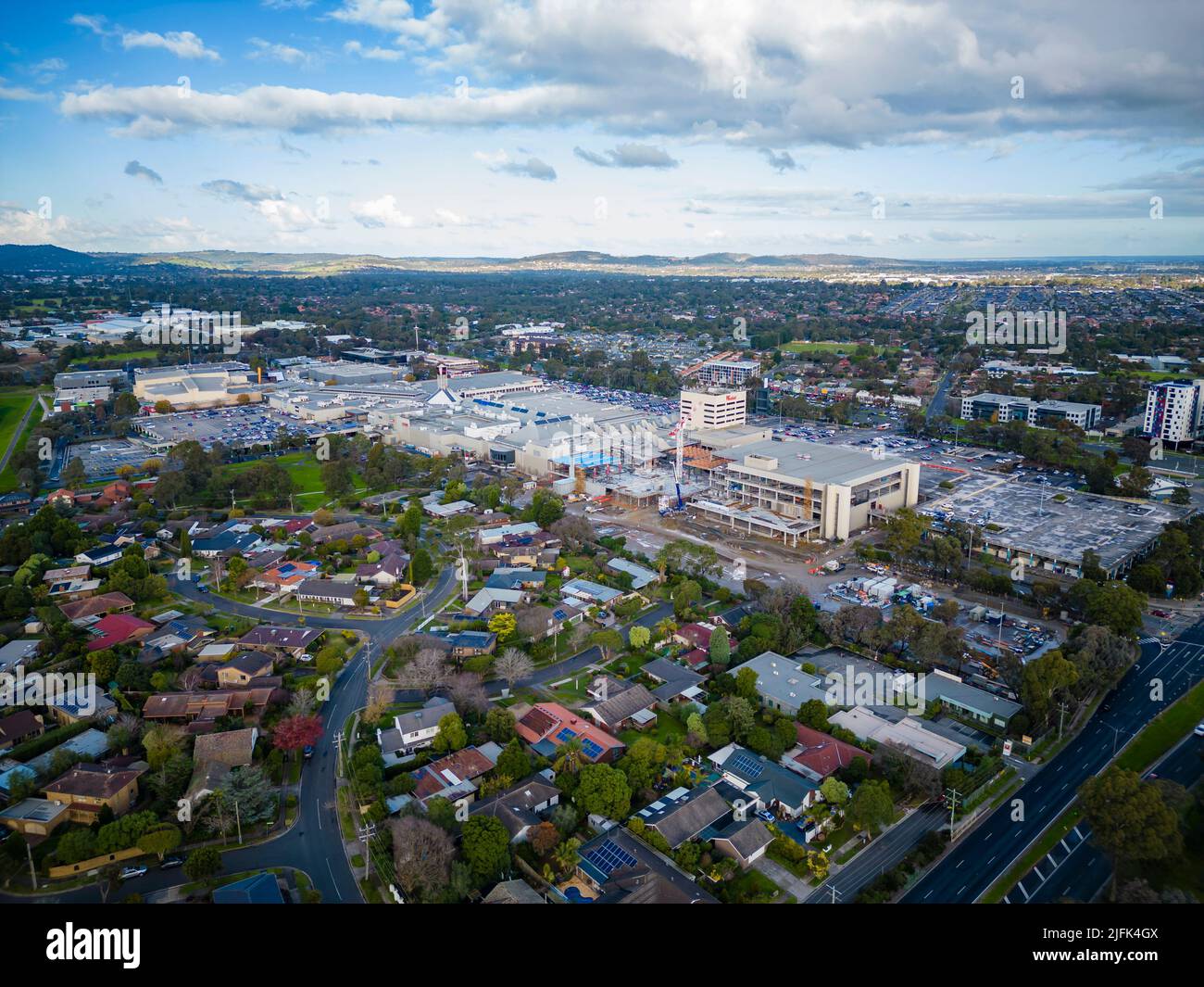 Melbourne, Australia - 24 giugno 2022: Vista aerea del centro commerciale in fase di ristrutturazione in Australia Foto Stock