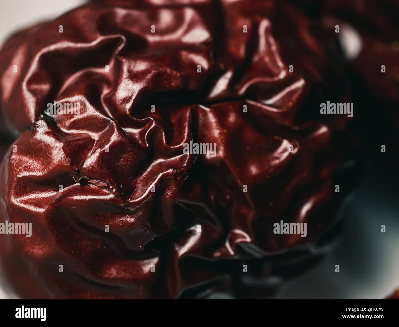 Primo piano di un succo di frutta secco. Il jubo cinese, detto anche red date, è una specie del genere Ziziphus. Foto Stock