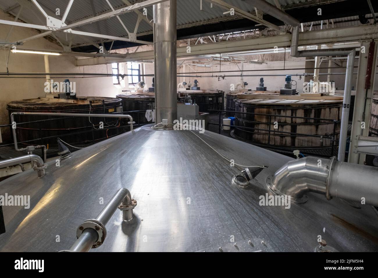 Il Mash Tun presso la distilleria Highland Park, Orkney, Scozia Foto Stock