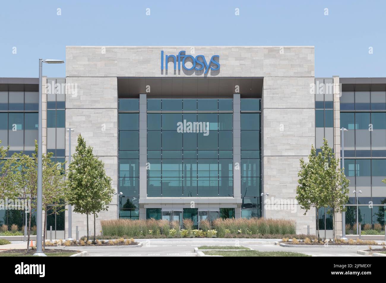 Indianapolis - circa Luglio 2022: Centro di Educazione degli Stati Uniti di Infosys. Infosys ha sede in India ed è un'azienda mondiale DI IT, intelligenza artificiale e servizi digitali. Foto Stock