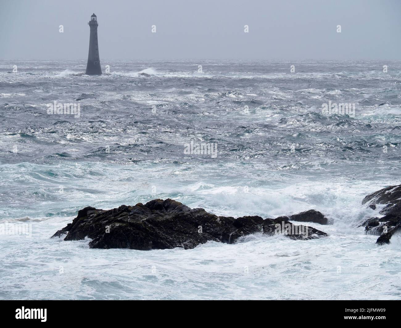 Faro di roccia di pollo, a sud di vitello di Man, Isola di Man Foto Stock