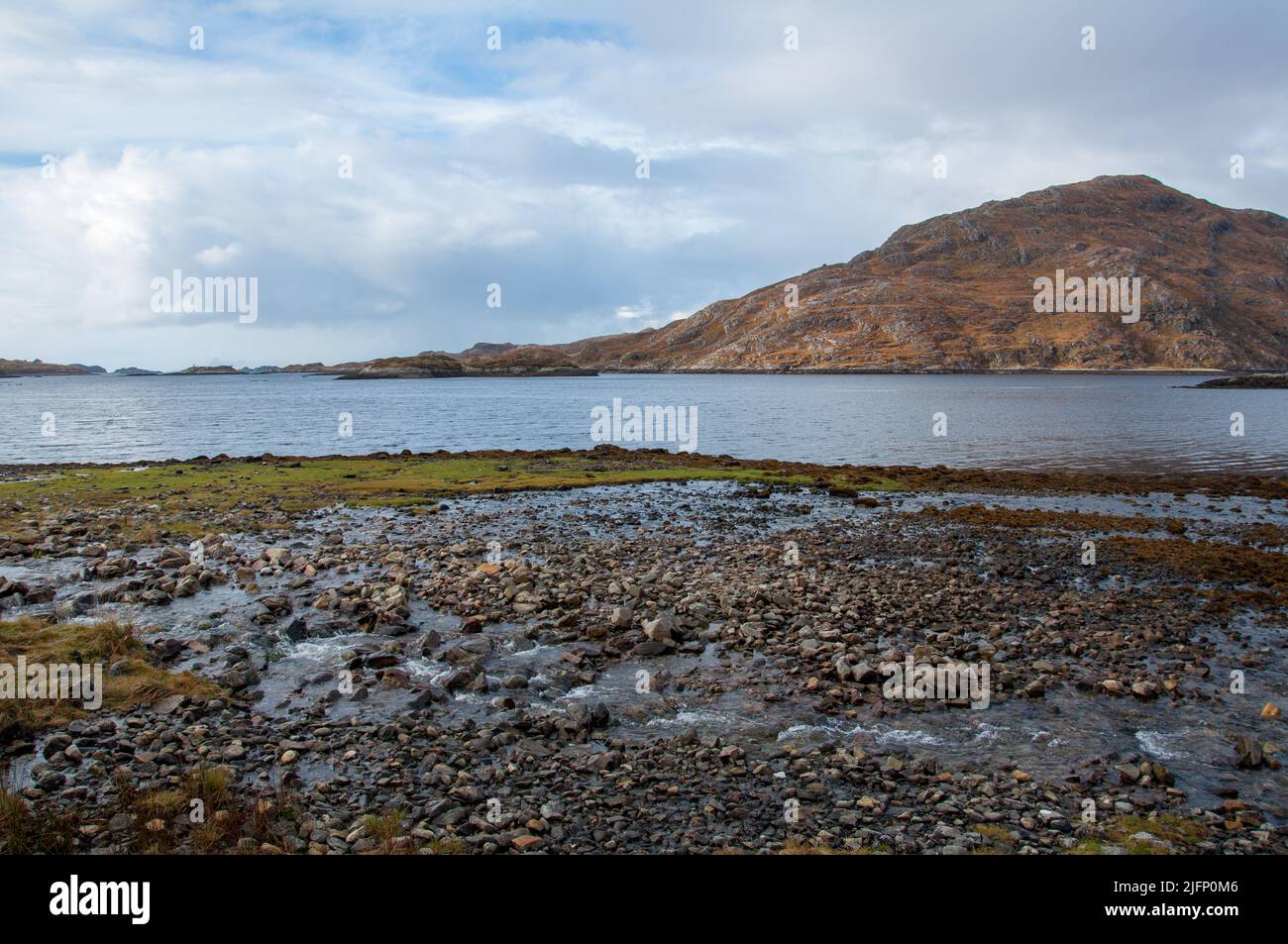 Vista su Loch Ailort nella Scozia nord-occidentale Foto Stock