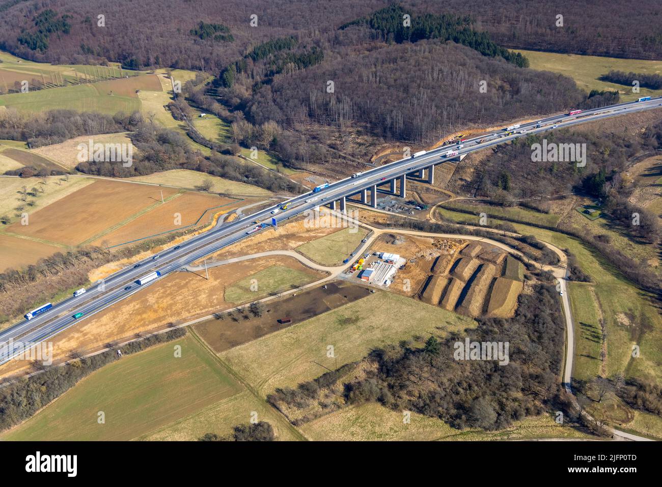 Ponte autostradale a valle Bechlingen dell'autostrada A45 Sauerlandlinie, cantiere per la nuova sostituzione, Aßlar, Sauerland, Assia, Germania, m Foto Stock