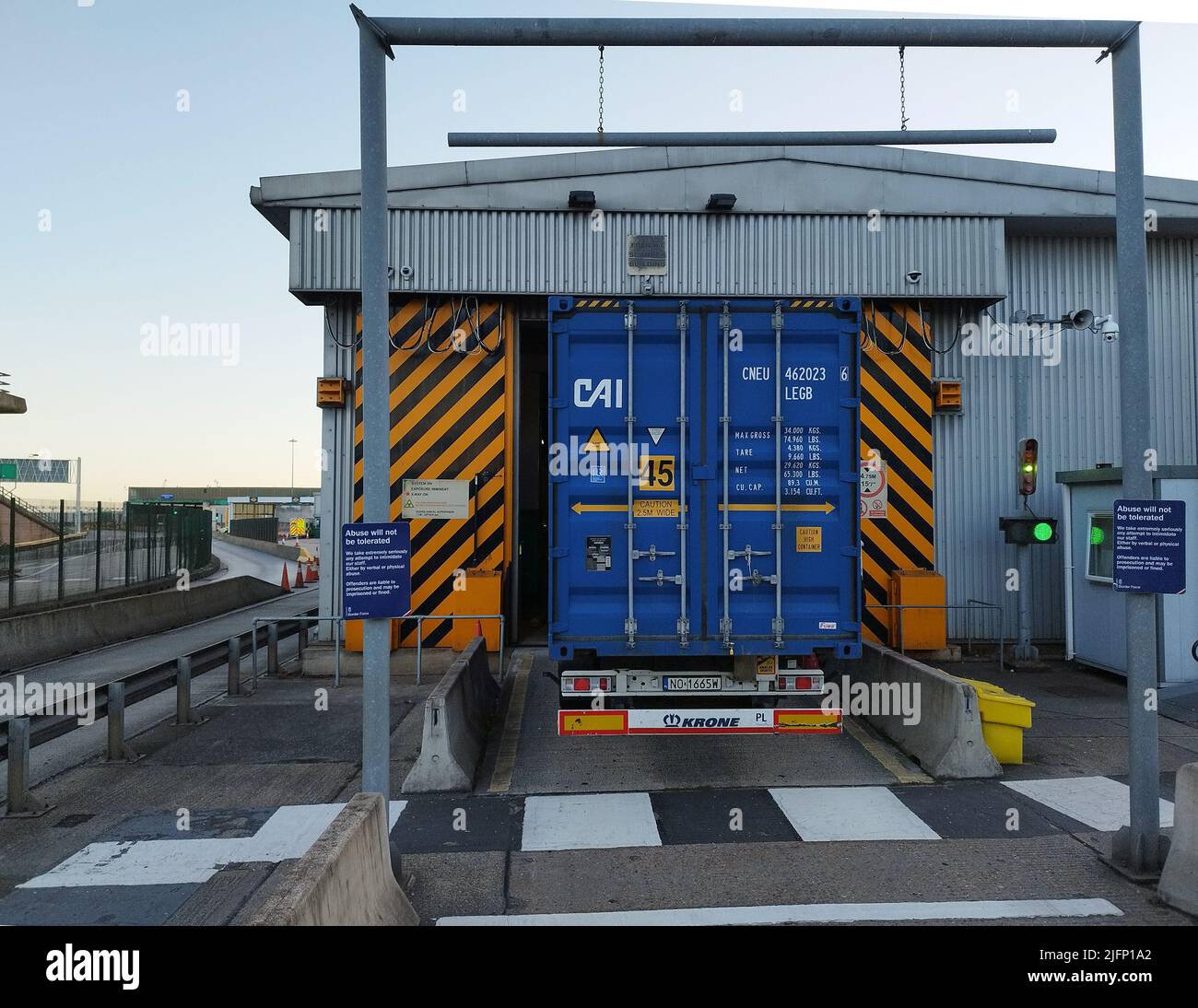 PORTO DI DOVER, REGNO UNITO; 07/01/2022; unità di scansione della forza di frontiera nel porto di dover, Regno Unito. Foto Stock