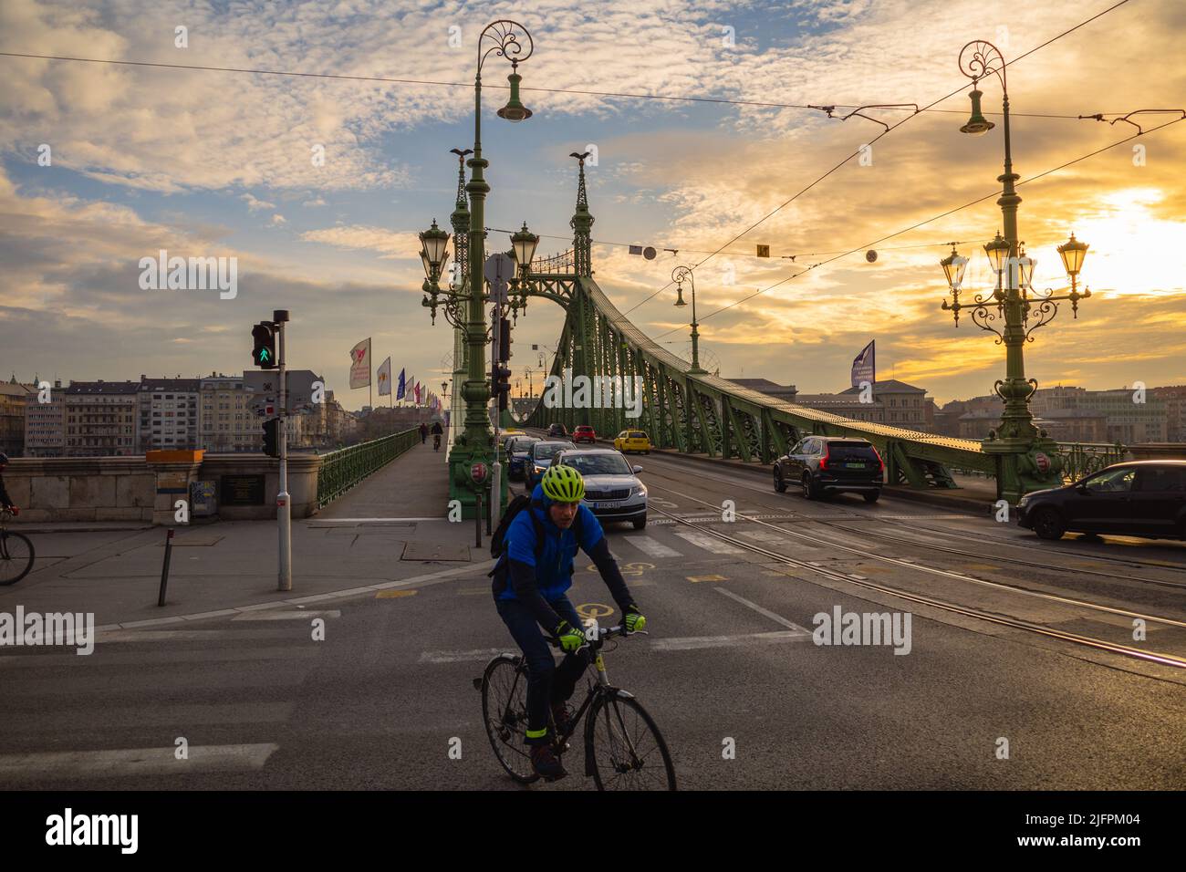Budapest, Ungheria - 5 aprile 2022: Ponte della libertà al mattino Foto Stock