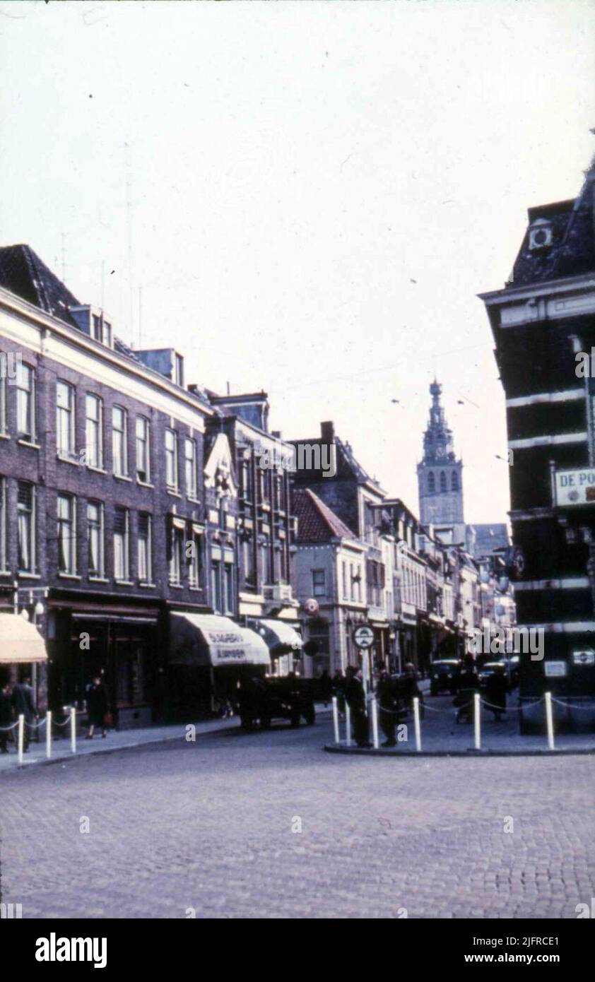 Vista verso Stikke Hezelstraat. Sulla destra il Parkweg Foto Stock