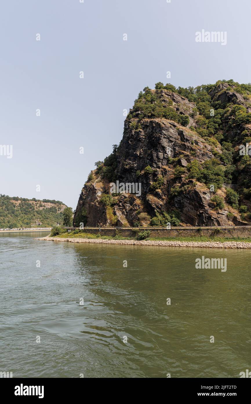 La roccia di Loreley, un affioramento roccioso da favole e miti della bella Lorelei, una fanciulla heartbroken. Reno, Germania. Foto Stock