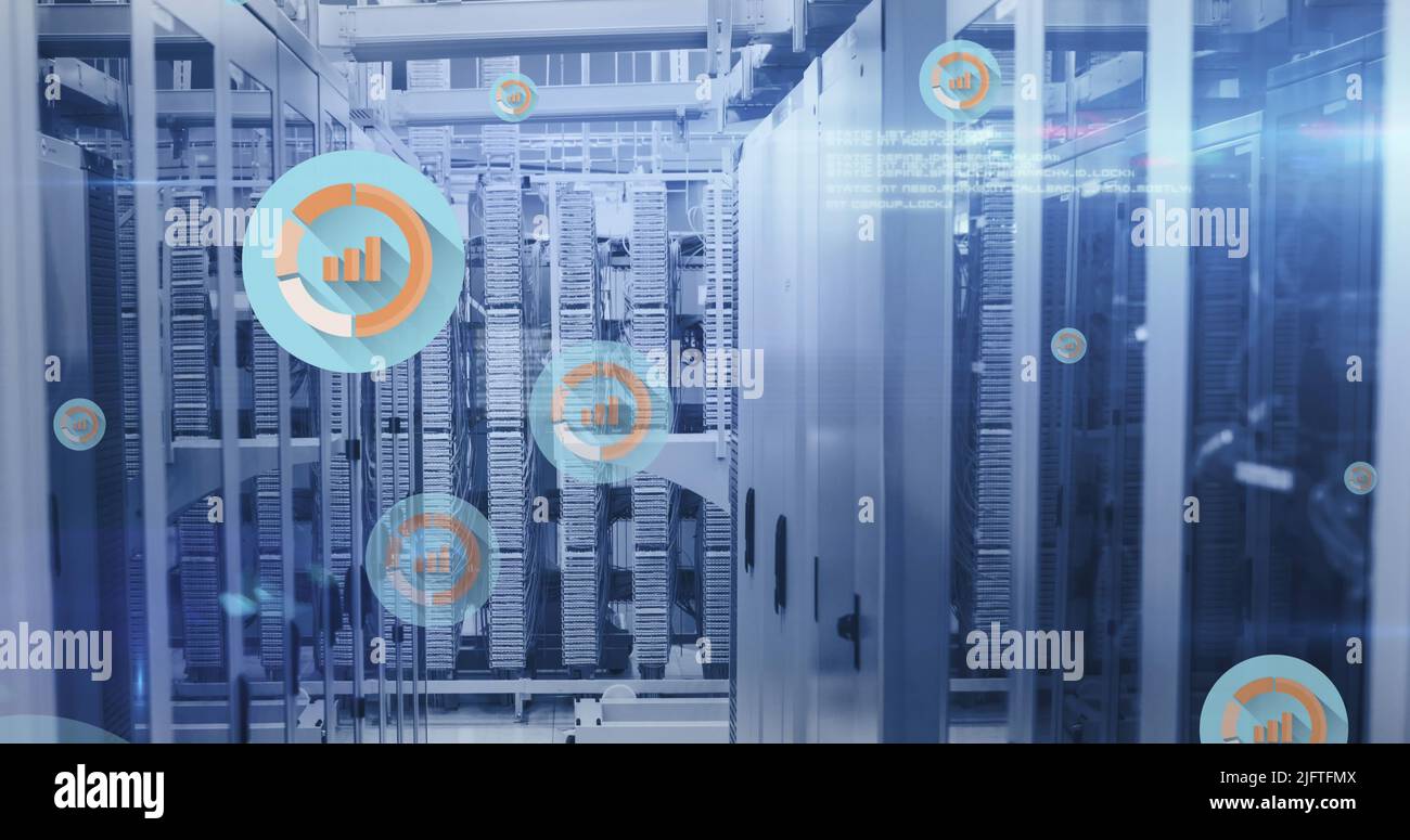 Immagine delle statistiche e dell'elaborazione dei dati su server informatici. Tecnologia globale, rete di connessioni e concetto di interfaccia digitale gener Foto Stock